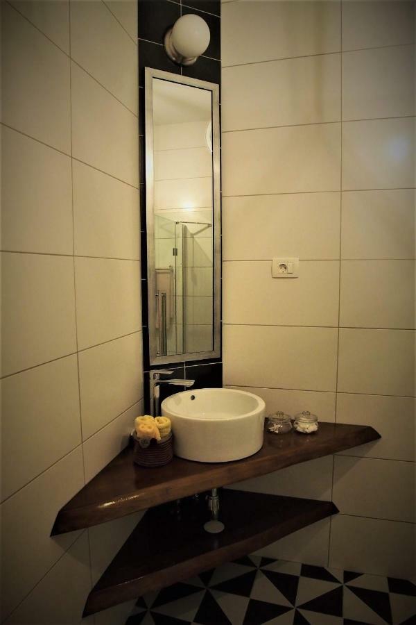 Studio Apartman Baronessa Adriana Apartment Рийека Екстериор снимка